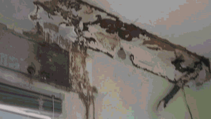   Condições precárias do Posto de Saúde do Conjunto Nova Vida, em Mossoró. O posto também não tem médico. A denuncia é da Presidente do Sindiserpum, professora Marleide Cunha