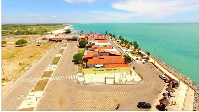   O Ministério Público do Rio Grande do Norte (MPRN), por meio da 2ª Promotoria de Justiça da comarca de Macau, firmou um Termo de Ajustamento de Conduta (TAC) com a Prefeitura da cidade para garantir uma passagem segura para os pedestres que precisam se deslocar pela rodovia que fica às margens do rio Piranhas, na Ilha de Santana