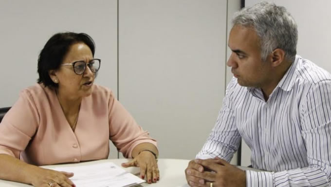   A governadora Fátima Bezerra assegurou, junto à Secretaria Nacional da Habitação, recursos da ordem de R$ 60 milhões para restabelecer os contratos com o programa Pró-Moradia, que prevê a construção de 1.300 unidades habitacionais no Rio Grande do Norte
