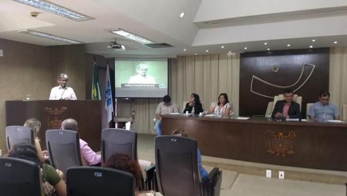   Com o objetivo de debater a importância da 16ª Conferência Nacional de Saúde, o secretário de estado da Saúde, Cipriano Maia, participou nesta segunda-feira (3), de audiência pública na Assembleia Legislativa, proposta pelo deputado Francisco do PT