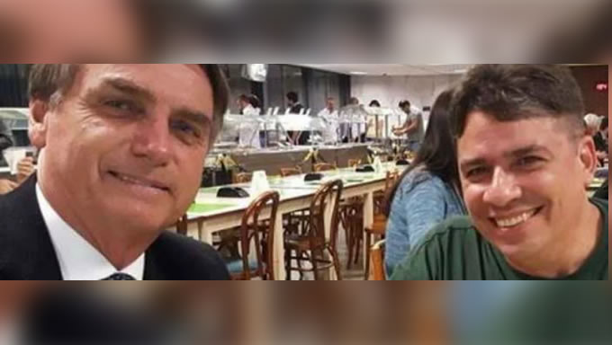   Embora diga ser contra o aparelhamento e a indicação de apadrinhados para cargos públicos, o presidente Jair Bolsonaro colocou o amigo Carlos Victor Guerra Nagem para assessor da presidência da Petrobrás, com salário de cerca de R$ 55 mil