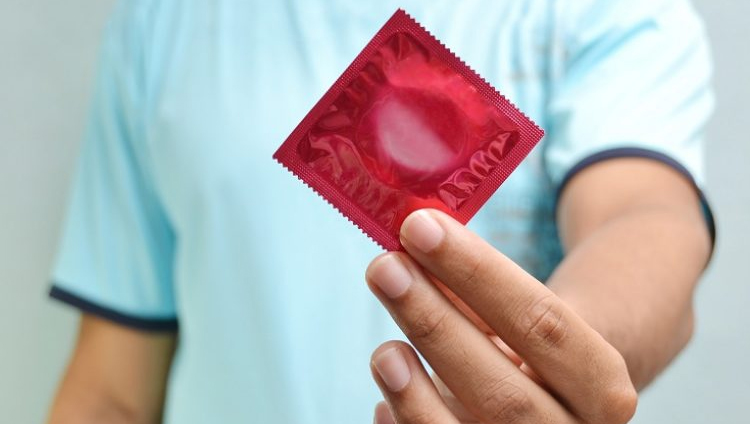   A OMS pede que autoridades garantam que todos tenham acesso aos serviços necessários para prevenir e tratar essas doenças.
