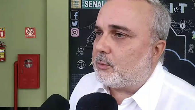   O Senador Jean-Paul Prates comentou sobre as conversas divulgadas pelo The Intercept que coloca a prova as operações da Lava-jato. “É de fato um absurdo! As pessoas já tinham ideia de que esse processo estava eivado de contaminações desse tipo”, diz o senador., diz.