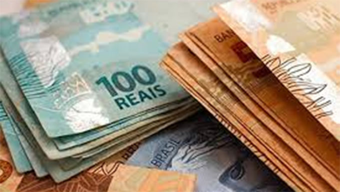  Com 217 milhões o estado paga 79,54% dos servidores e no dia 28 vai usar outros R$ 438 milhões para pagar os 20,46% restante