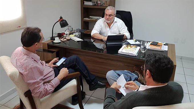   Deputado Sousa e o senador Jean Paul Prates firmam parceria de trabalho em prol de Mossoró e região Oeste. A parceria busca meios para iluminar Complexo Viário