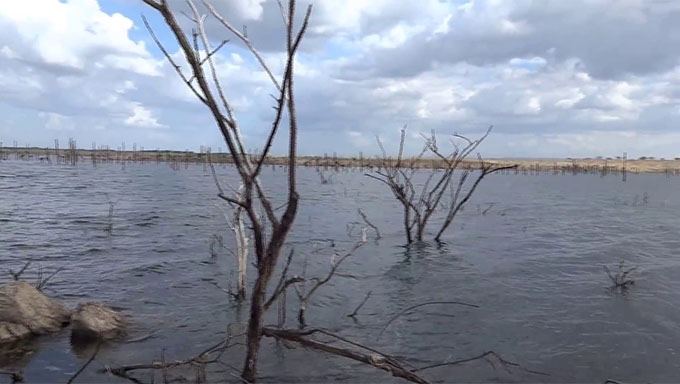   Barragem de Umari, em Upanema, estaria com problemas estruturais e a deputada Isolda quer ouvir das autoridades responsáveis o real quadro do reservatório
