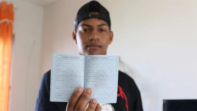   O número de jovens entre 18 e 24 anos foram do mercado de trabalho é o maior número já registrado desde que a Pesquisa Nacional por Amostra de Domicilio (Pnad) começou a ser apurada, em 2012.