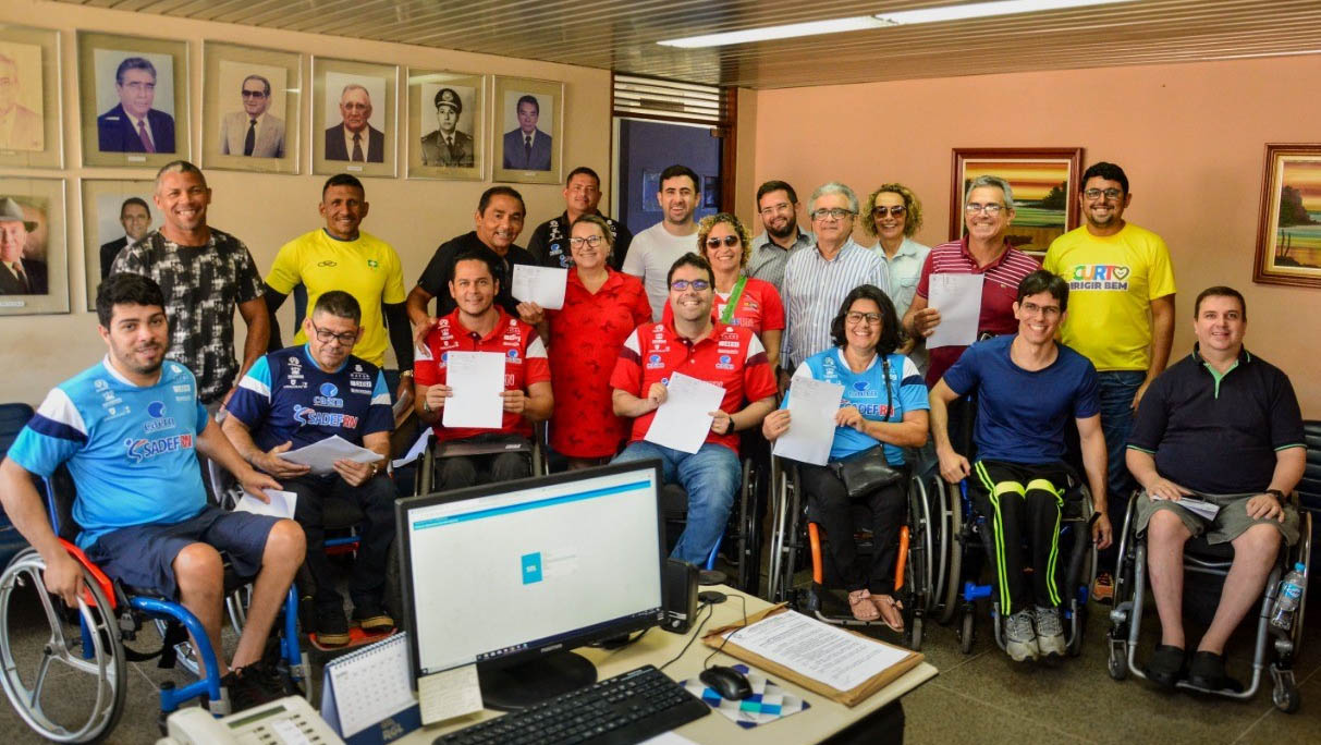   Detran passa a emitir cartão de estacionamento para idoso e pessoas com deficiência. O documento permite a esse grupo o acesso gratuito às vagas de estacionamento em estabelecimentos públicos e privados em todo o RN. Saiba como solicitar o seu cartão.