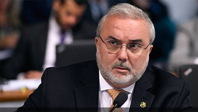   Senador Jean Paul Prates, da Comissão de Assuntos Econômicos do Senado, apresentou requerimento convocando o secretário Marcos Troyjo nesta terça-feira, 16, para que seja explicado atos intervencionistas do Ministério da Economia que prejudicam a industrial nacional e beneficia a estrangeira. A data deve ser definida nos próximos dias
