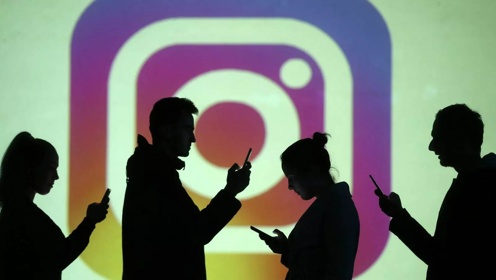 Imagem 1 -  Instagram inicia, hoje (17) os testes que ocultam a visualização do número de curtidas nas publicações. A ideia é fazer com que os usuários viam uma melhor experiência ao contar suas histórias e que não se sintam competindo por likes.