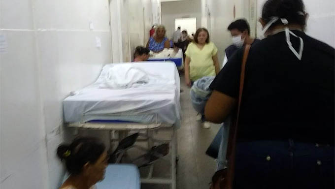   Pacientes lotam corredores do HRTM, muitos deles deveriam receber atendimento em suas cidades de origem