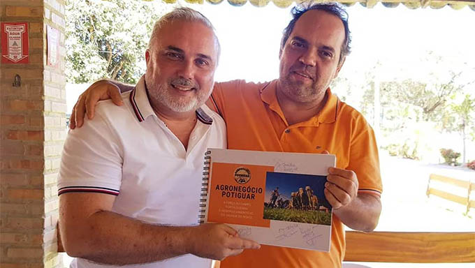   Governo isenta criadores de gado no RN de pagar ICMS no abate; Senador Jean Paul Prates assegura: “Esta medida beneficia milhares de criadores do nosso estado. Segundo Prates, a medida vai revitalizar o setor, gerando renda e movimentando a economia”,