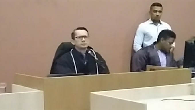   Juiz Vagnos Kelly preside mais uma sessão do Tribunal do Júri Popular, nesta terça-feira.