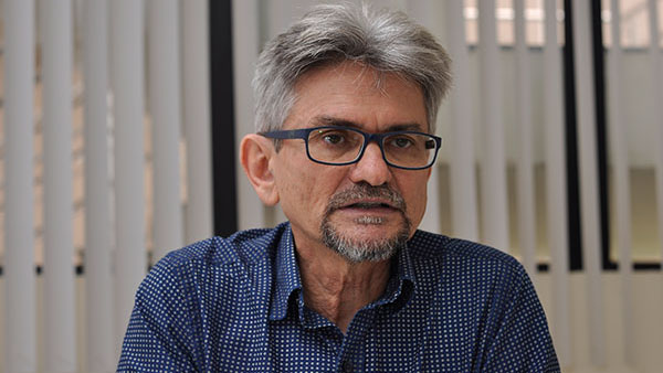   “A implementação do PRI consiste num importante desafio para a reestruturação do SUS no estado. É fundamental que ele não seja apenas mais um processo burocrático, mas que produza resultados na prática”, diz Cipriano Maia.