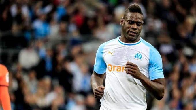   O suspense em torno de Mario Balotelli é grande, a imprensa internacional aponta que o jogador deverá ir para o Brescia, mas o Rubro-Negro Carioca não irá desistir fácil e já tem reunião marcada na cidade italiana para ganhar essa batalha