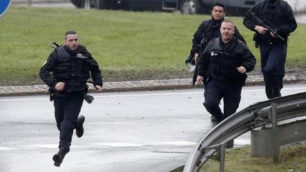 Imagem 1 -  Polícia de Paris acredita ter encontrado terroristas