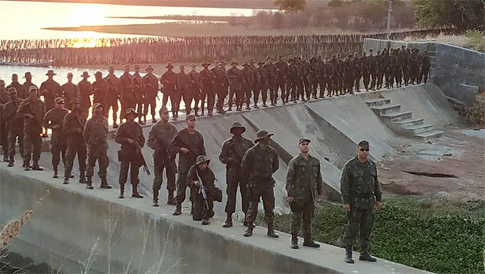   As atividades da Marinha do Brasil em Messias Targino, que inclui treinamento e sobrevivência na caatinga, além de prestação de serviços de saúde educação a comunidade, serão realizadas anualmente, no mês de setembro.