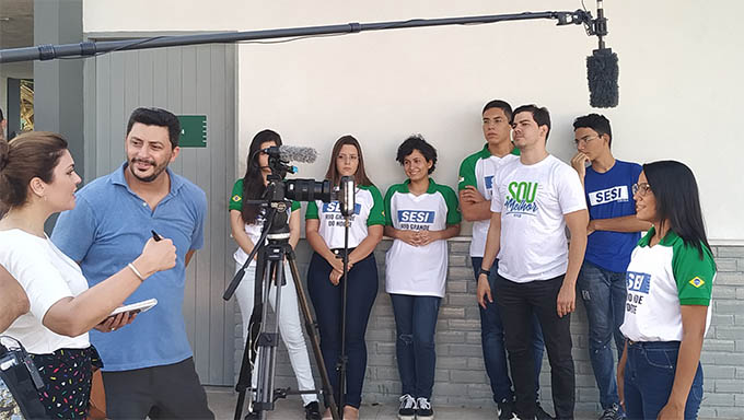   O projeto é desenvolvido pelos estudantes Francisca Hellen, Rhana Helen, Ana Karolina, Ana Beatriz e João Victor, da terceira série do ensino médio. É conduzido pelo professor Aryon Diniz, de Geografia e Atualidades.