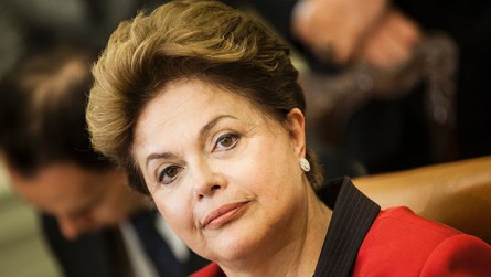   Dilma convoca reunião de emergência com equipe econômica