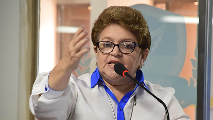   Izabel Montenegro: "Defendi a prefeita Rosalba Ciarlini na campanha eleitoral de 2016 e continuo a fazê-lo na Câmara. Não mudei de postura. Sou coerente.", diz a vereadora em Nota enviada a Redação do PORTAL MOSSORÓ HOJE.