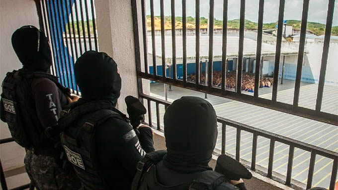   “A operação é um complemento aos procedimentos de rotina e de controle das unidades prisionais e tem o objetivo manter a ordem e a disciplina”, disse Pedro Florêncio, lembrando que o trabalho segue até a próxima terça-feira