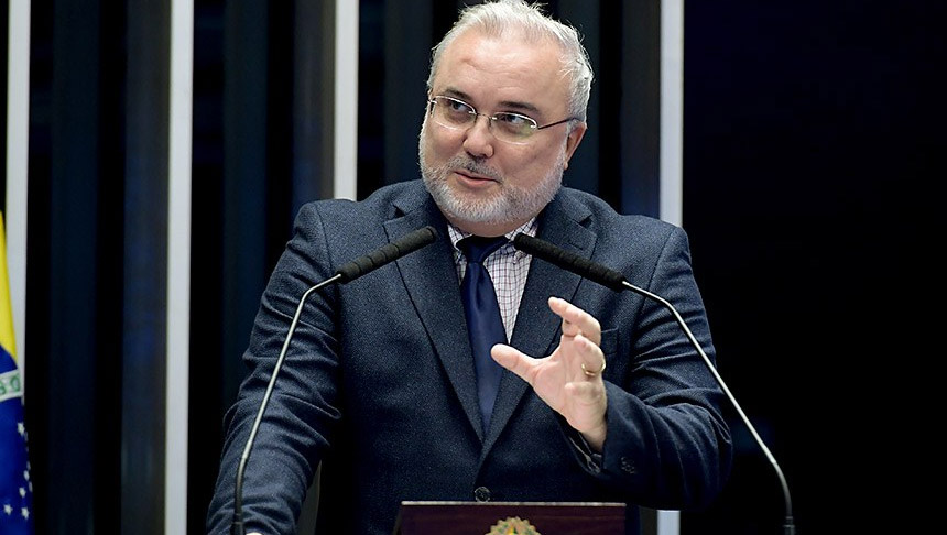   O Senador Jean Paul Prates propôs uma emenda para estender o desconto na tarifa de energia para os pequenos empreendedores. Assim como as famílias de baixa renda, MEIs, Microempresas e Empresas de Pequeno Porte que fizeram a opção pelo Simples Nacional teriam desconto de 100% na tarifa consumindo energia elétrica em quantidade inferior ou igual a 250 kWh/mês.