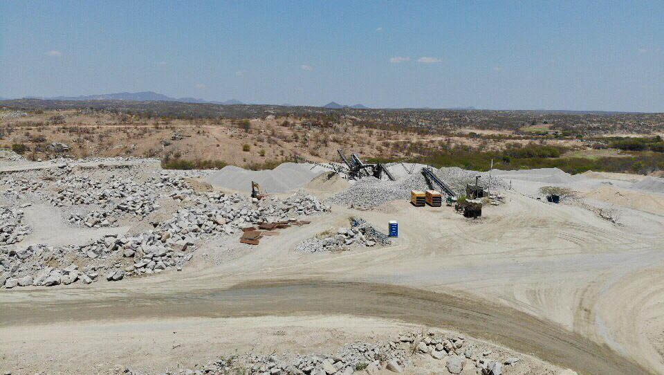   Retomada de obras da Barragem de Oiticica é adiada até o dia 20 de maio. A decisão foi tomada após diálogo com o Movimento dos Atingidos pela construção do reservatório e a constatação, pela Semarh, de que o Consórcio EIT/Encalso não teria condição de cumprir as exigências sanitárias e preventivas para evitar contágio da Covid-19.