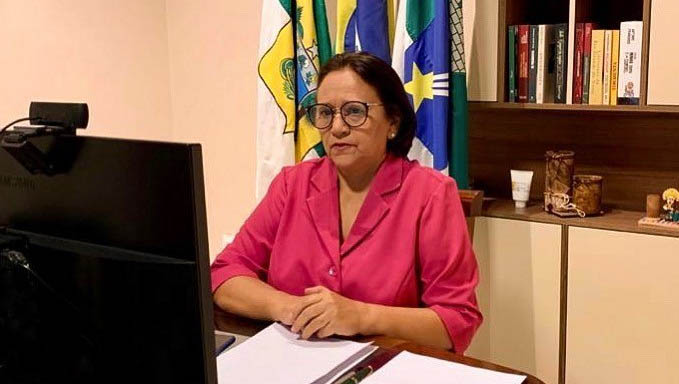   "É necessário uma integração nacional para o enfrentamento à pandemia”. A governadora do Rio Grande do Norte, Fátima Bezerra, juntamente com os outros governadores dos estados brasileiros, estive reunida em videoconferência com o presidente Jair Bolsonaro, na manhã desta quinta-feira (21). Os gestores cobram do governo federal a liberação dos mais de R$ 60 bilhões da ajuda aos estados.