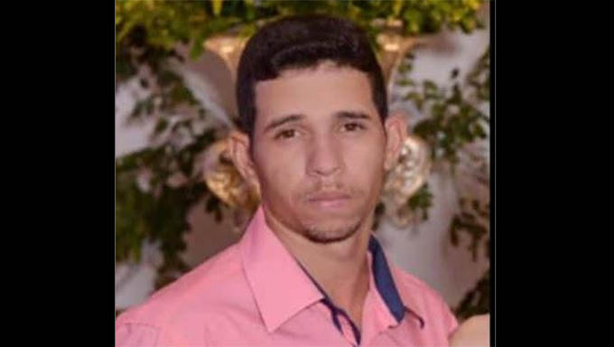   Rodolfo sofreu o acidente na manhã de sexta-feira, dia 6. A vítima foi levada com traumatismo craniano para o HRTM, onde não havia leito de UTI disponível e para transferir, precisava de um parecer médico de um neurologista