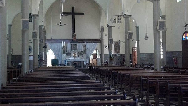   As atividades religiosas serão retomadas de forma presencial em 29 de julho no RN. O anúncio foi feito hoje (22) pela Governadora Fátima Bezerra, durante reunião, por videoconferência, representantes de instituições religiosas; em 23 de maio o governo já havia permitido o acesso aos templos para orações individuais com distanciamento mínimo entre os frequentadores para evitar aglomerações. 