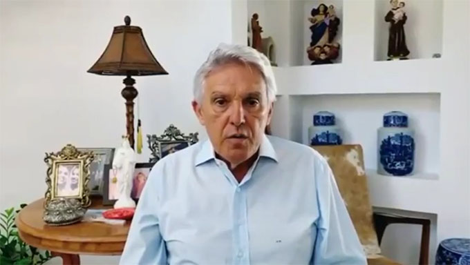   Para o deputado João Maia, uma possível solução seria a criação de um programa de emprego criado pelo governo federal para quem se formou com empréstimo da União. “A alta inadimplência nós sabemos que parte se deve ao desemprego. Nós achamos que o governo devia ter um programa de emprego para os alunos que usaram parte do dinheiro da União para se formar”, disse João Maia.   