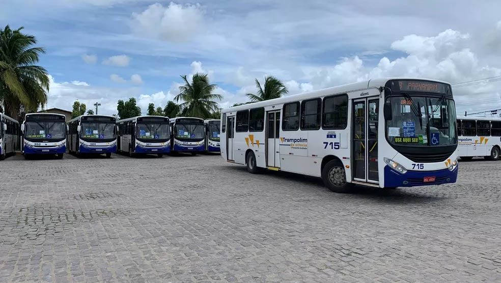  Transporte coletivo interestadual deve retomar fluxo regular em 21 de agosto. A frota foi reduzida em função da pandemia. O Decreto Estadual Nº 29.927 foi publicado no sábado (15), no Diário Oficial do Estado, e se refere ao Sistema de Transporte Coletivo Intermunicipal de Passageiros do Rio Grande do Norte (STIP).