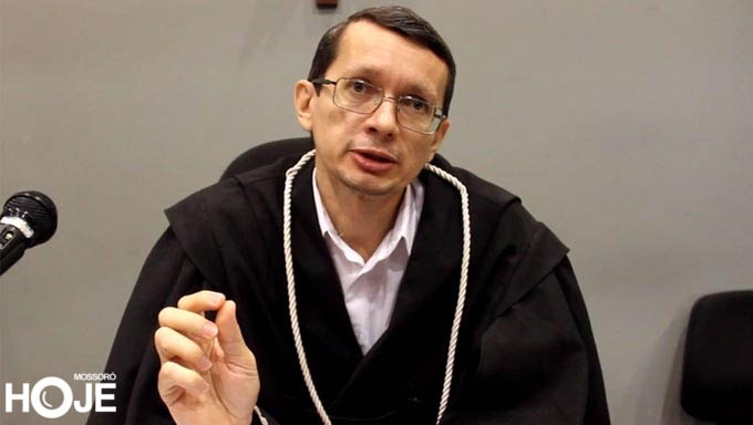   O Juiz Vagnos Kelly Figueiredo de Medeiros, decidiu por condenar cada um dos réus à 28 anos de prisão em regime inicialmente fechado, sendo 14 anos por cada homicídio.