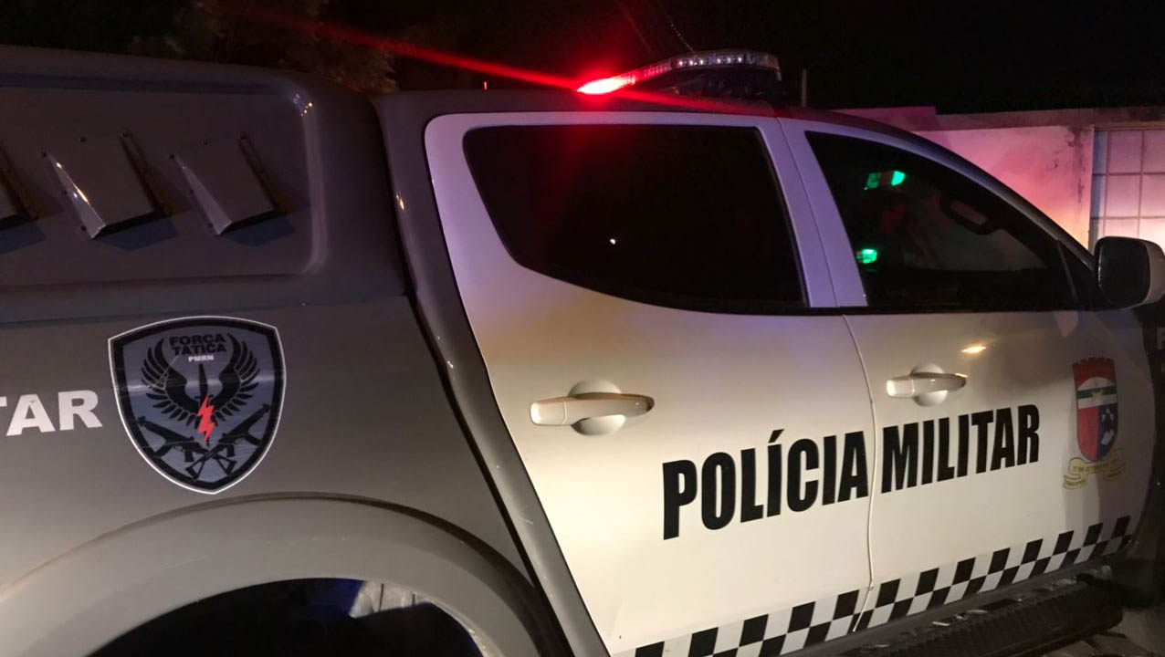   Paulo Henrique foi identificado pela Policia no início da manhã deste sábado. O destaque é do Blog Fim da Linha. O veículo que ele trabalha foi encontrado abandonado perto do Cemitério Novo, na zona sul da cidade de Mossoró. O caso deve ser investigado pela Divisão de Homicídios
