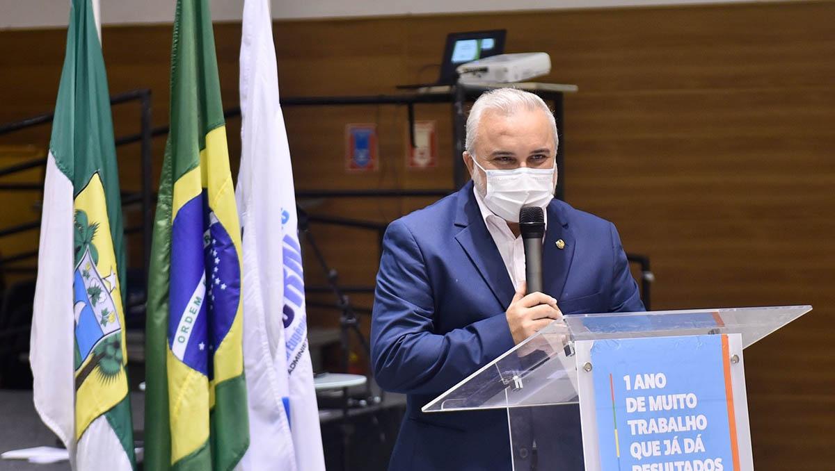   “Um marco para a saúde pública do RN”, diz Jean sobre Consórcios de Saúde. O senador participou da solenidade de assinatura da nova lei, nesta terça-feira (17), e afirmou que, com os consórcios, o atendimento à população irá melhorar, uma vez que a resolutividade do problema estará mais perto devido à regionalização do serviço. 