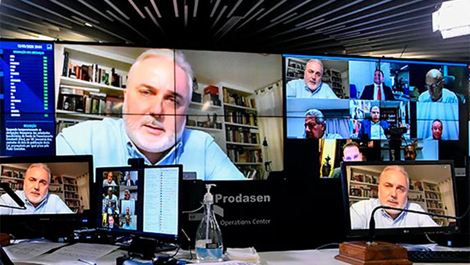   O projeto de lei tem como relato o senador Jean Paul Prates (foto), que, em entrevista exclusiva ao MH (CONFIRA VIDEO), fala da importante parceria que estabeleceu com o ministro Tarcísio Gomes, da Infraestrutura, para tratar sobre a construção do Marco Regulatório das Ferrovias e para a duplicar a BR 304, bem como fazer passarelas no Complexo  Viário dos Abolições, em Mossoró