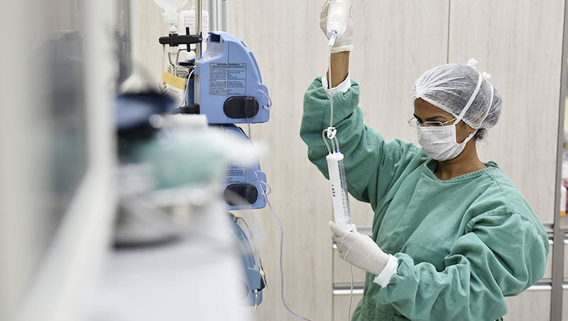   Os 89 servidores convocados nesta terça-feira (29) farão parte do quadro de funcionários da segunda, quinta e sétima Regiões de Saúde do Estado como incremento de recursos humanos para a reabertura e expansão de leitos iniciados no RN com o aumento no número de casos de infecção pelo novo coronavírus.