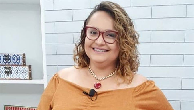   Internada desde o final de dezembro, com covid19, jornalista Solange Santos está sendo transferida para a unidade de enfermaria do Hospital São Luiz, onde vai ficar em observação por mais um dia ou dois