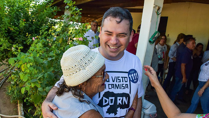   Conforme a Nota enviada a imprensa por Beto Rosado, o decisão do TRE deixou dúvidas e que ele vai adotar providências cabíveis e necessárias quando for citado da decisão, que tira ele do cargo e coloca, com justiça, Fernando Mineiro