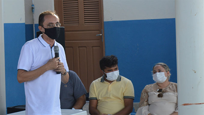   Na ótica do salineiro Francisco Alves, com a destinação de recursos através de emenda e apoio técnico da UFERSA, a produção de sal marinho artesanal de dezenas de produtores em Grossos serão legalizados, sem custos