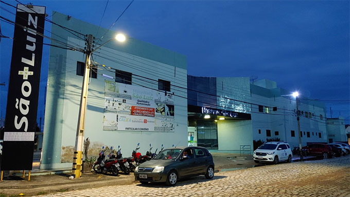   Por outro lado, anotou-se um crescimento de R$ 541,131 milhões nas despesas na função saúde do Governo do RN, um acréscimo de 38,71% em relação a 2019. Os gastos na área cresceram generalizadamente, a exemplo de medicamentos, que aumentaram R$ 37,512 milhões em 2020; equipamento de proteção individual, R$ 27,412 milhões, e serviços médicos, hospitalar e de internação, R$ 61,173 milhões.