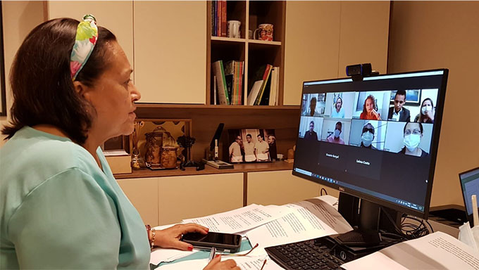   Reunião aconteceu online na tarde desta quarta-feira, 3; Na ocasião, o prefeito Allyson Bezerra pediu a governadora Fátima Bezerra e ao vice-governadora Antenor Roberto mais leitos gerais para o HRTM e buscou, também, saber sobre financiamento de leitos em Mossoró