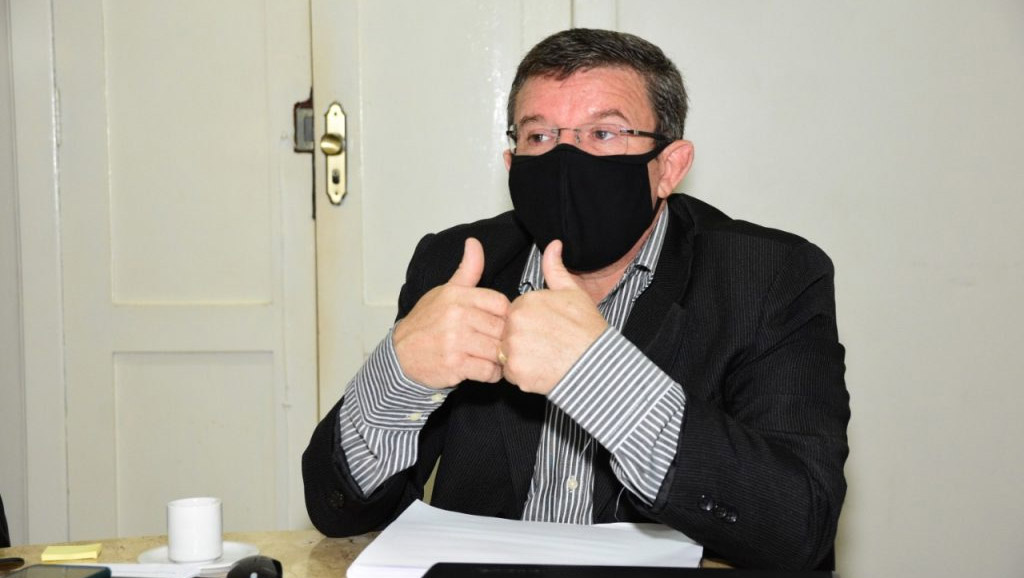   85% dos contribuintes mossoroenses já realizaram o pagamento do IPTU 2021. O levantamento foi realizado pela Secretaria Municipal da Fazenda, após encerramento do prazo para pagamento da cota única, que dava direito a 25% de desconto no valor do imposto. “O número é considerado excelente, levando em consideração, principalmente, o momento que estamos vivendo de pandemia que trouxe consequências econômicas devastadoras para as famílias. Mas é fato que esse alcance no pagamento em cota única se deve a política de incentivo da gestão Allyson Bezerra que garantiu o maior desconto em pagamento de IPTU entre os principais municípios do Nordeste”, destacou o secretário Ivo Franklin.