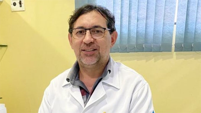   O reforço no atendimento à saúde da mulher em Umarizal é uma determinação do prefeito Raimundo Pezão a secretaria de saúde Clarice Anilena Dias de Paiva. O ginecologista e obstetra Alderi Nascimento começou a atender nesta sexta-feira, dia 16.