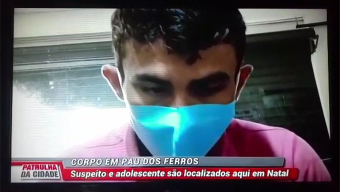 Imagem 1 -  O casal foi preso na rodoviária em Natal. A adolescente confessou o assassinato da menina Raíssa, desaparecida desde o dia 26 em Pau dos Ferros. Não explicou os motivos. Já o companheiro dela, Gilnei Bento, que é condenado por estudo e foragido de Justiça, desconversou. Disse que encontrou o corpo da menina Raíssa em sua casa e fugiu.