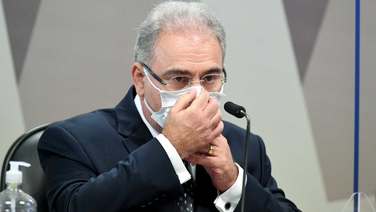   Em segundo depoimento, Queiroga confirma que hidroxicloroquina e ivermectina não têm eficácia contra a Covid-19. Na CPI da Pandemia, o Ministro da Saúde defendeu a realização da Copa América e disse que não vê, “do ponto de vista epidemiológico, justificativa para a não realização do evento”. A afirmação do ministro em relação ao campeonato foi bastante questionada pelos parlamentares. Para o líder da minoria, senador Jean Paul Prates (PT-RN), a realização do evento é um descaso com a realidade do país e com os 474.614 óbitos e 16.985.812 casos. 