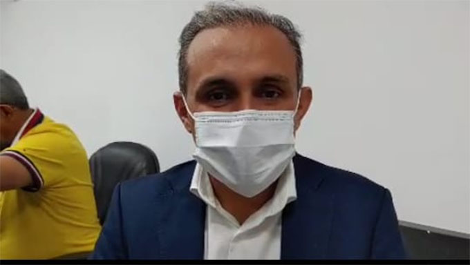   “Atento aos projetos em Brasília, Mossoró está fazendo seu dever de casa, estamos fazendo o diagnóstico, e isso é importante, precisamos fazer o projeto, essa é a nossa principal função em Brasília, nossa equipe aqui em Mossoró elabora esses projetos e nós levamos a Brasília para conseguir os recursos para importantes obras em Mossoró” afirma o secretário.