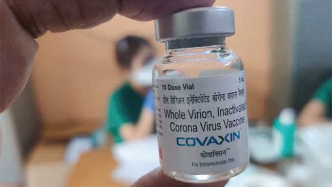   Desde que a Organização Mundial de Saúde reconheceu a pandemia de coronavírus, em março de 2020, estava claro que o Brasil precisaria de testagem em massa para detectar os contaminados, precisava de medidas de prevenção —distanciamento social, máscaras, campanhas informativas. Estava óbvio que o povo precisava de socorro contra o paradeiro econômico. Precisava de vacinas.  Bolsonaro riu de tudo isso. Pra gente como ele, cuidar de vidas não dá lucro
