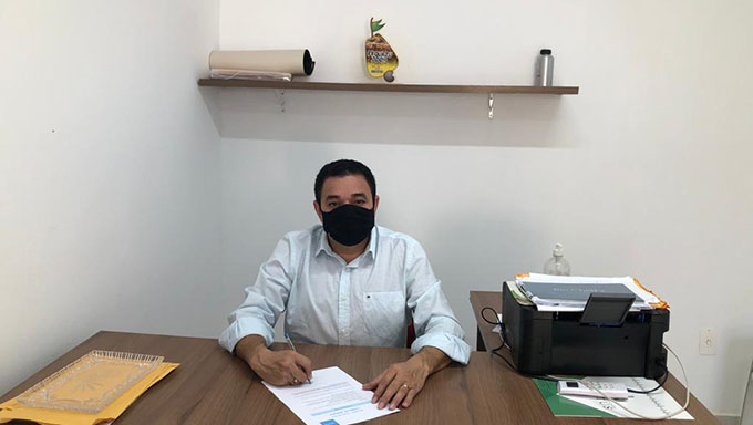   De acordo com o prefeito Bibiano, ao aderir ao Selo Unicef o município assume o compromisso de priorizar crianças e adolescentes em suas políticas públicas e mobilizar, de forma intersetorial e integrada, esforços para promover seus direitos à saúde, educação, participação social e proteção contra a violência.