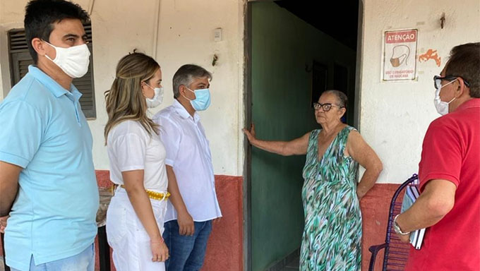   Na comunidade de Horizonte, teve também atendimentos médico, odontológico e psicológico; emissão de documentos; atualização do Cadastro Único e orientações sobre programas sociais; assistente social; aplicação de vacinas contra a influenza e brincadeiras para as crianças foram algumas das atividades.